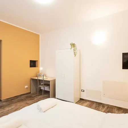 Divine Dante's Appartement