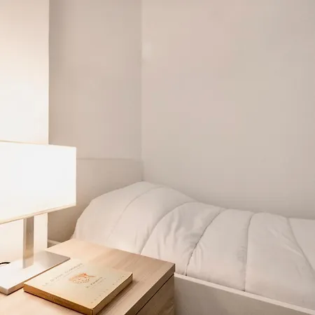 Apartment Divine Dante's *