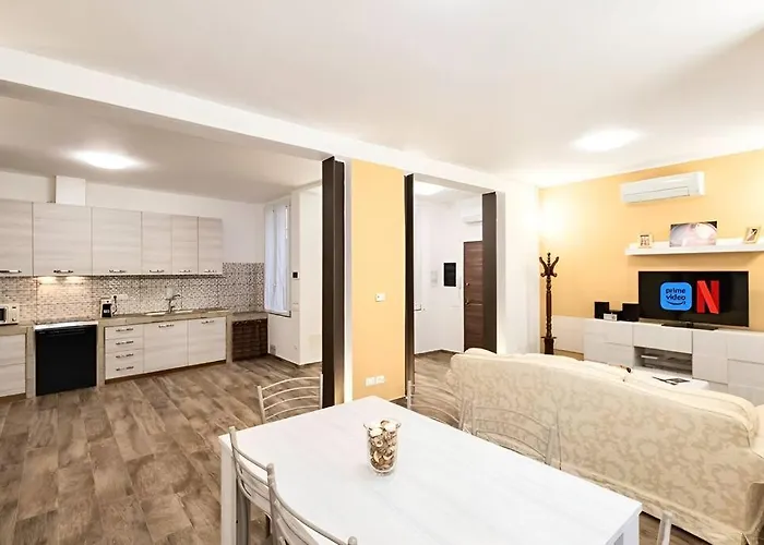 Divine Dante's Appartement *